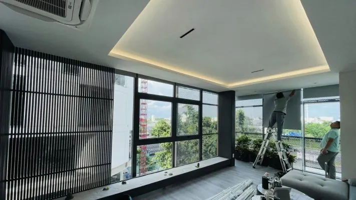 Công Trình Nhà Thông Minh Phú Nhuận – Rèm Tự Động Và Công Tắc Âm Tường Thông Minh