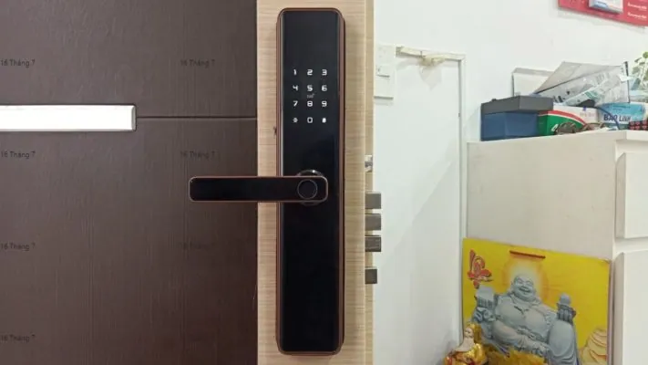 Nâng cao bảo mật và tiện nghi cho ngôi nhà với khóa cửa thông minh