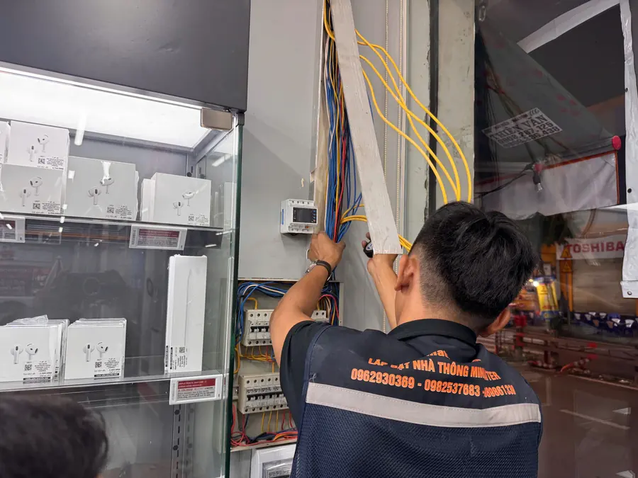Đấu nối tủ điện