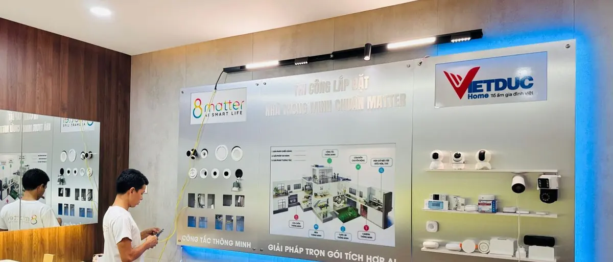 Tường trải nghiệm 8MATTER tại showroom Việt Đức Home